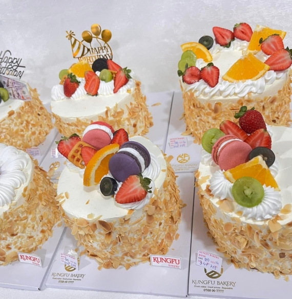 Bánh Bắp Size 16